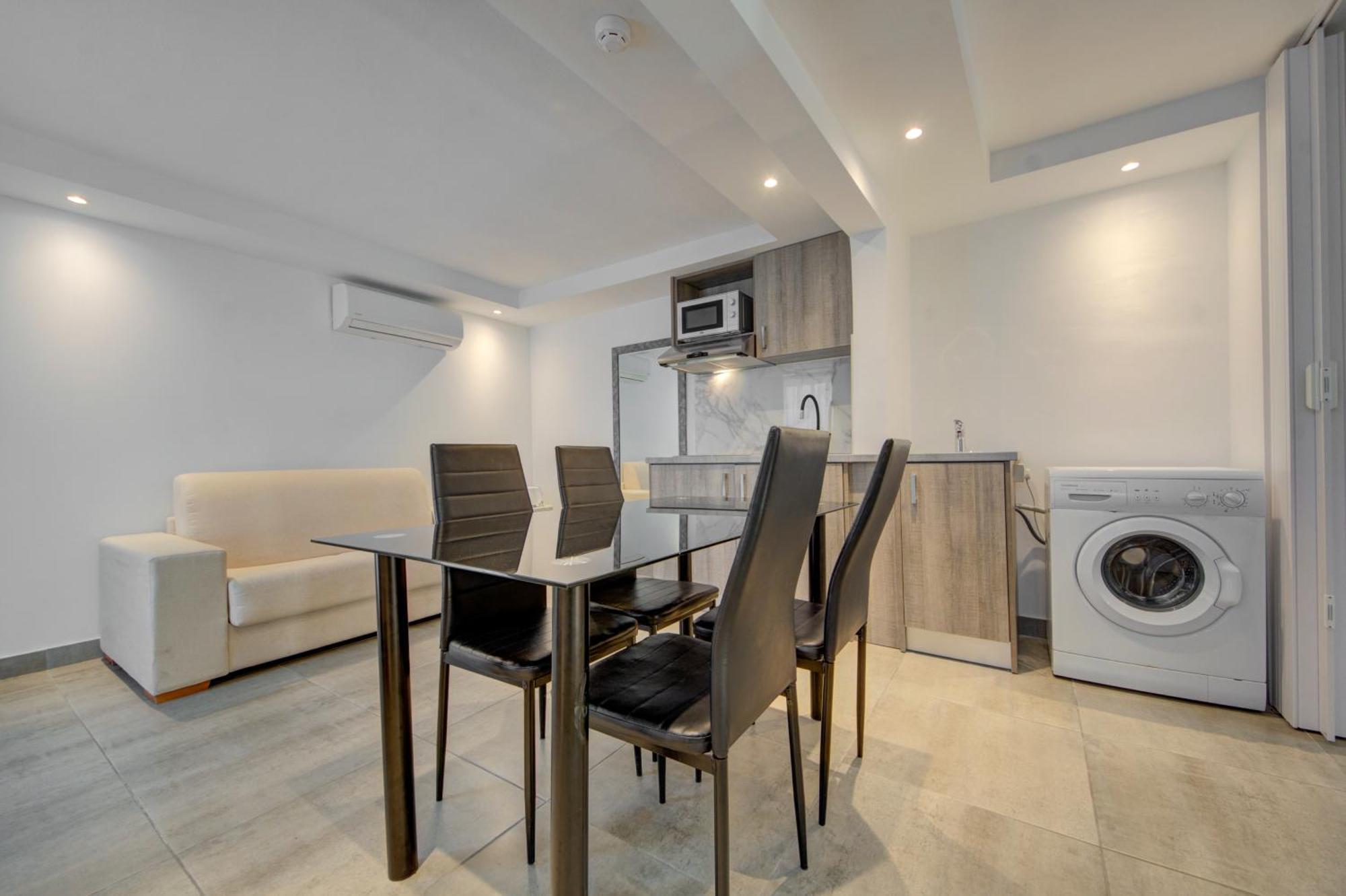Caro Boutique Guest House San Ġwann Buitenkant foto