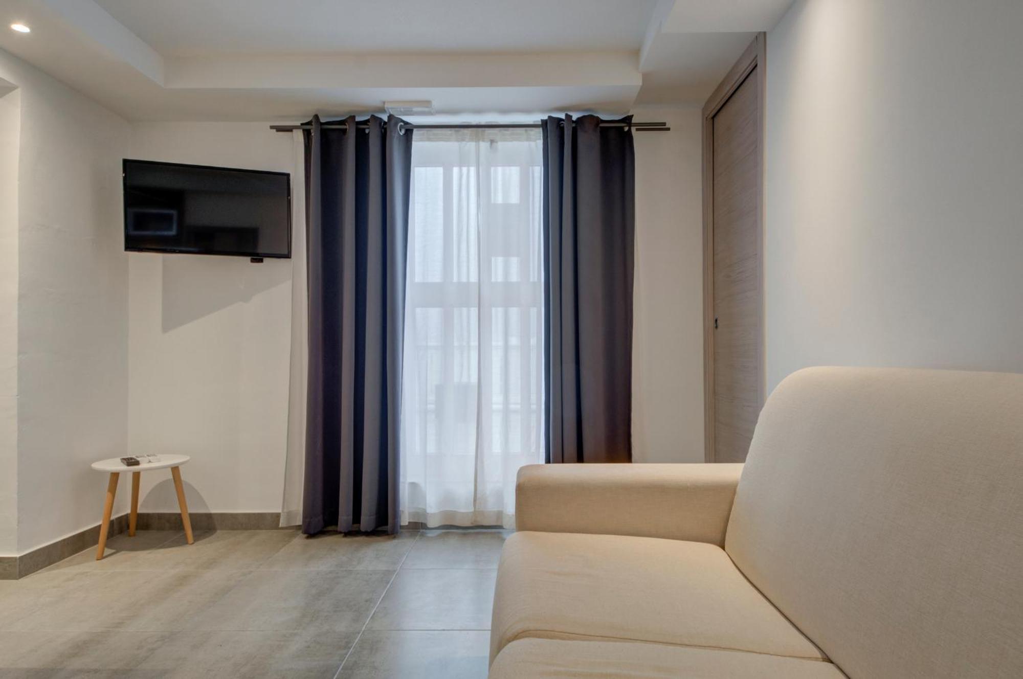 Caro Boutique Guest House San Ġwann Buitenkant foto