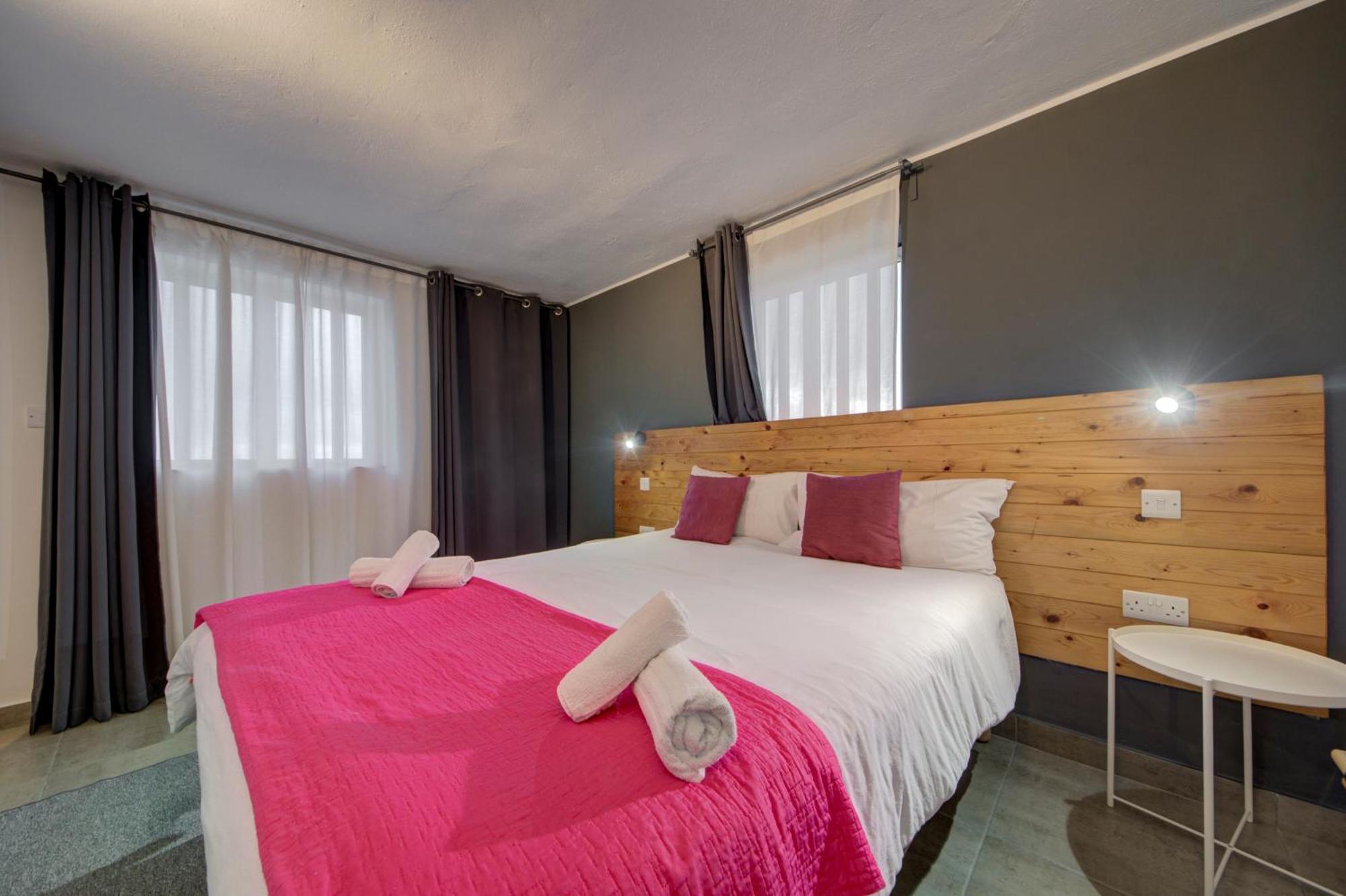 Caro Boutique Guest House San Ġwann Buitenkant foto